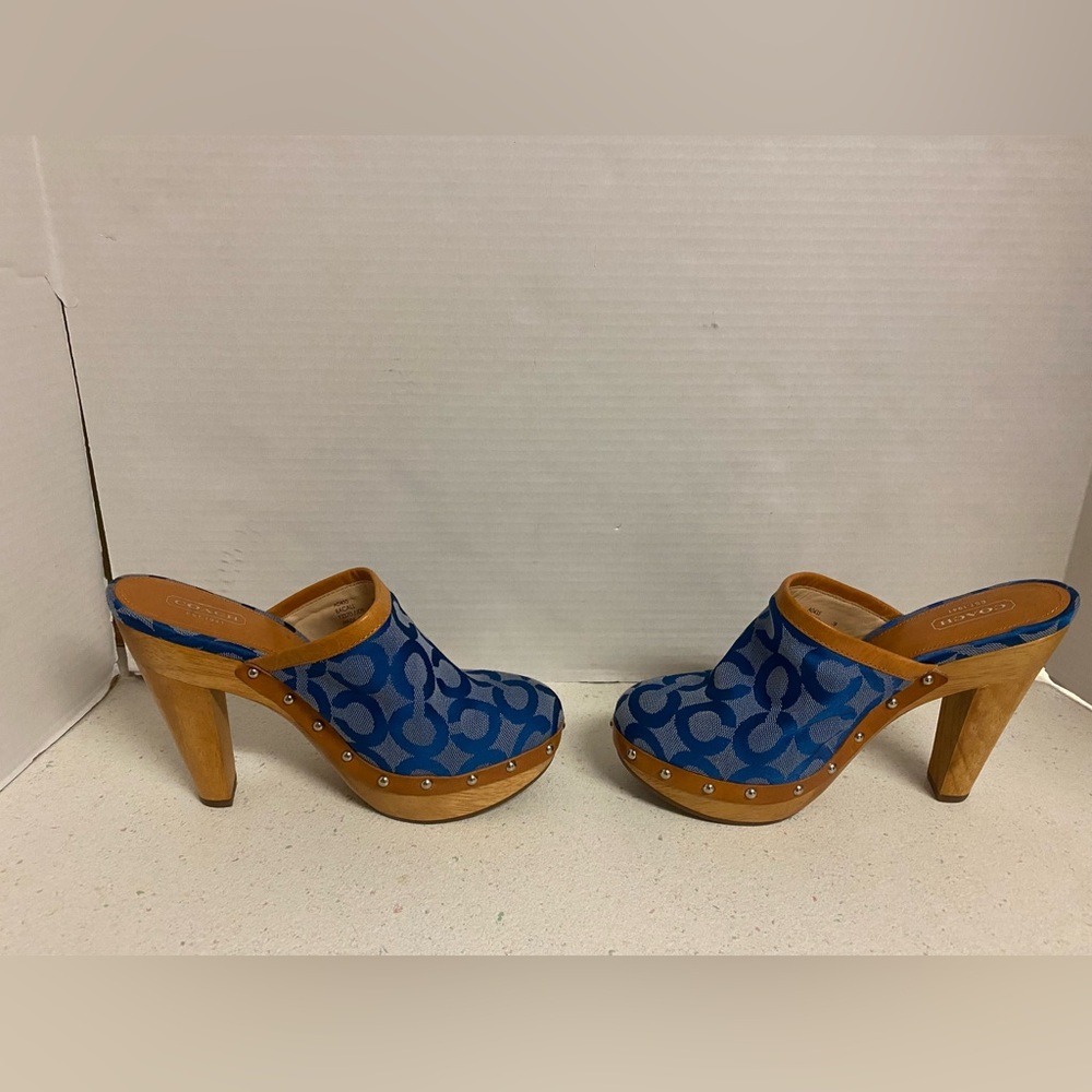 Coach VTG Bacall Blue Signature Pattern Wood-Platform Clogs - Picture 2 of 8